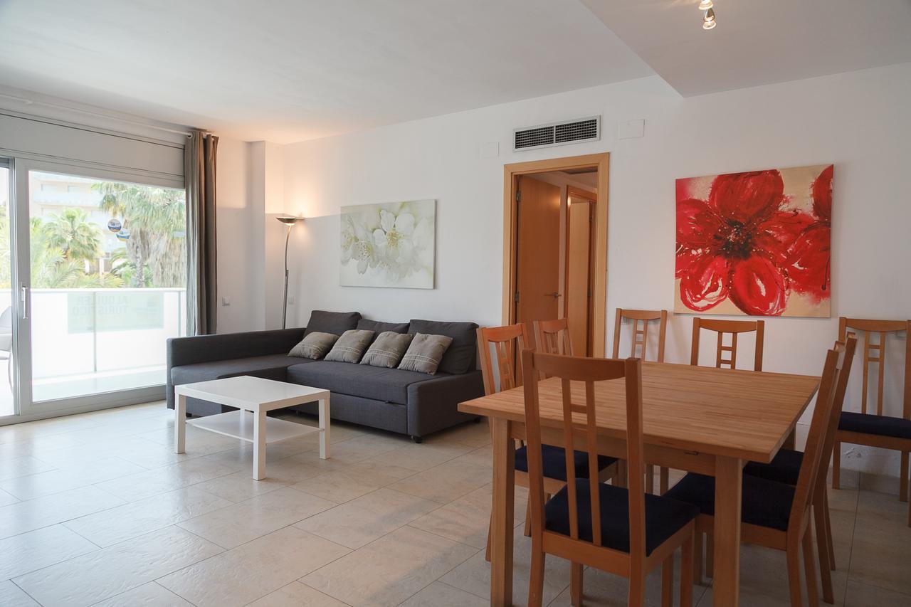 Uhc Spa Aqquaria Family Complex Salou Bagian luar foto